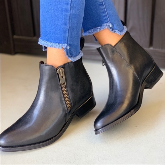 NIB Black Genuine Leather Double Zip Chelsea Boots - Picture 2 of 6